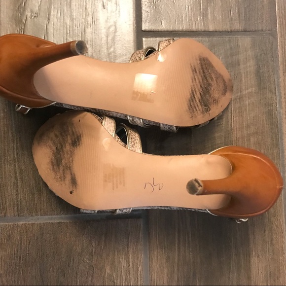 Jessica Simpson Strappy Snake Skin Open Toe - Picture 5 of 6